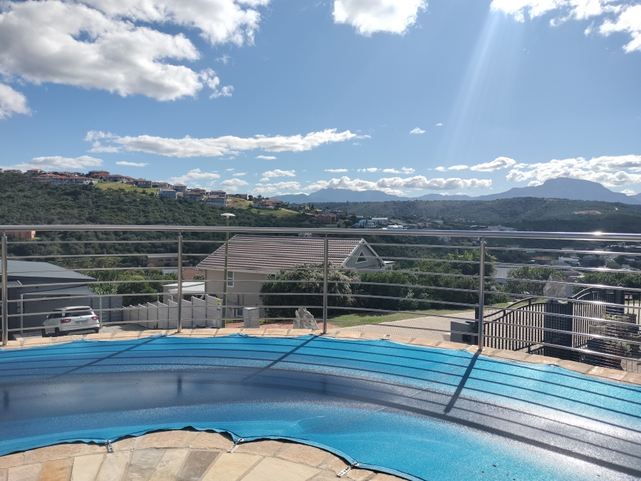 6 Bedroom Property for Sale in Bergsig Western Cape